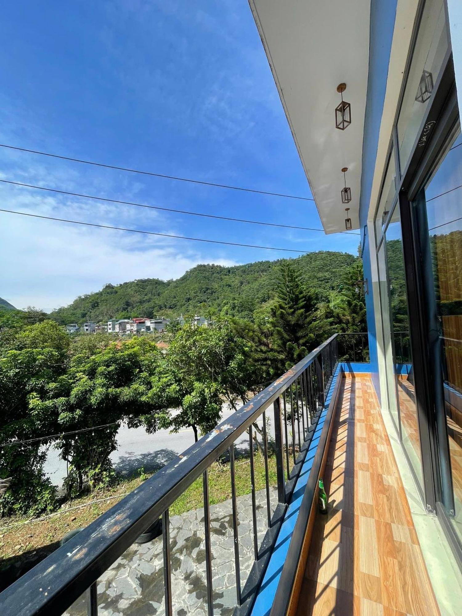 Felila Hostel & Tours Hà Giang Eksteriør billede